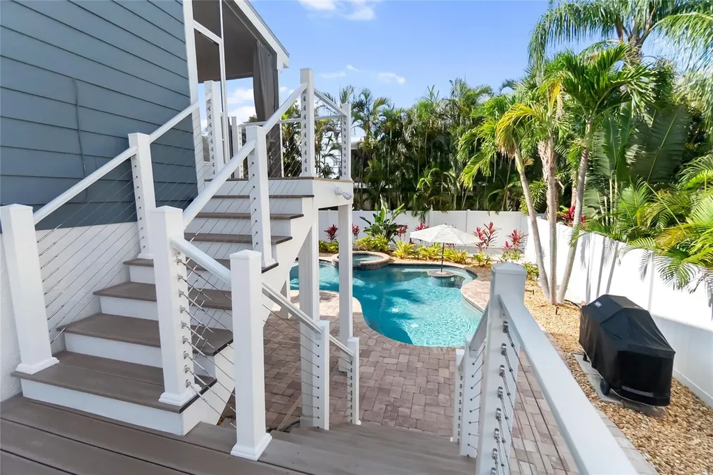 117 51st Street Holmes Beach FL 34217