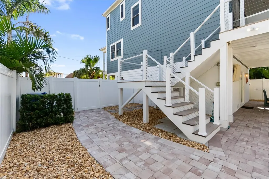 117 51st Street Holmes Beach FL 34217