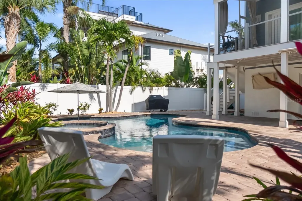 117 51st Street Holmes Beach FL 34217