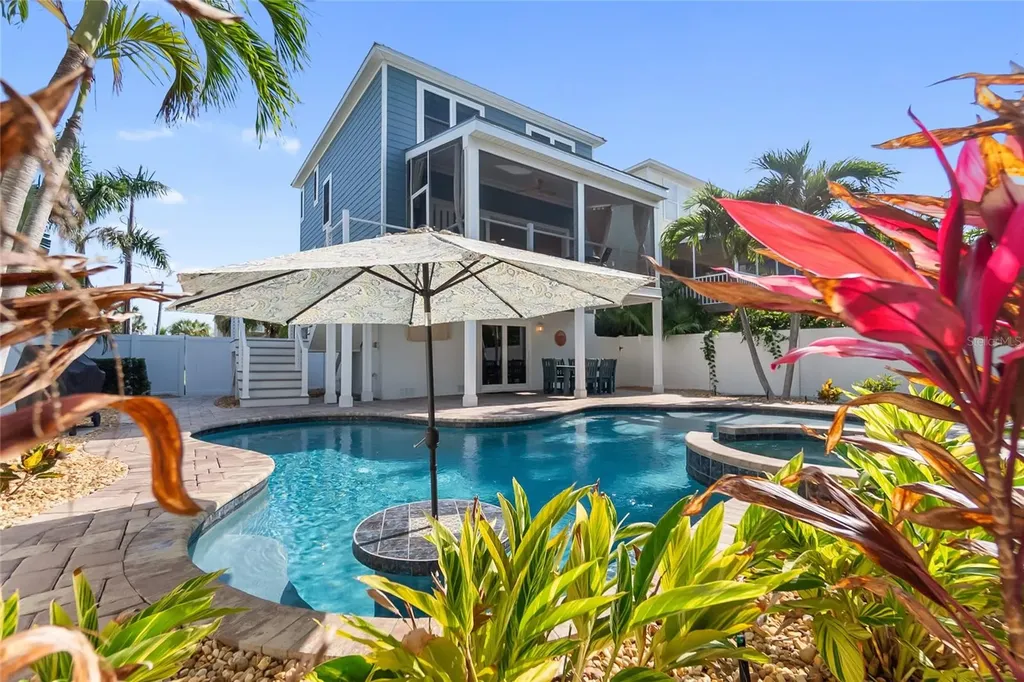 117 51st Street Holmes Beach FL 34217