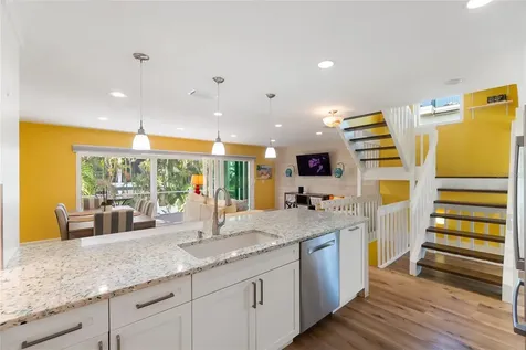 117 51st Street Holmes Beach FL 34217