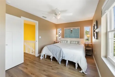 117 51st Street Holmes Beach FL 34217
