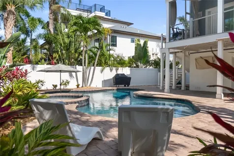 117 51st Street Holmes Beach FL 34217