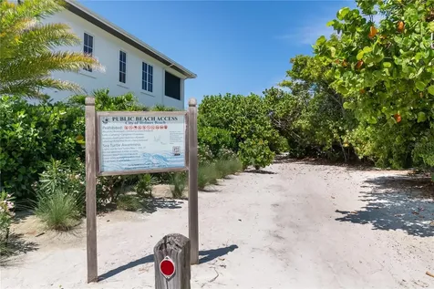 117 51st Street Holmes Beach FL 34217