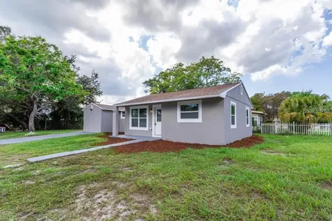 2001 45TH Street S St Petersburg FL 33711
