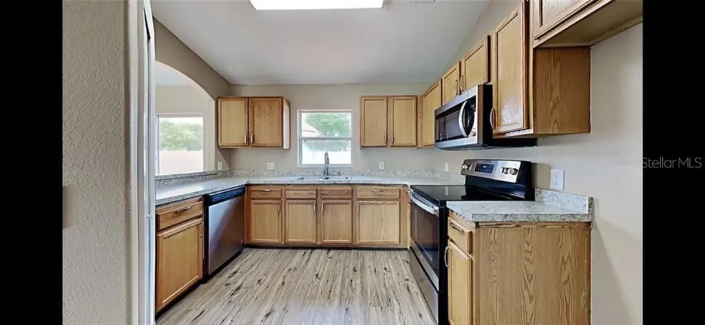 2436 Courtland Boulevard Deltona FL 32738