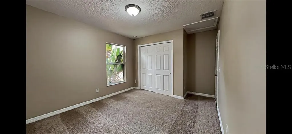 2436 Courtland Boulevard Deltona FL 32738