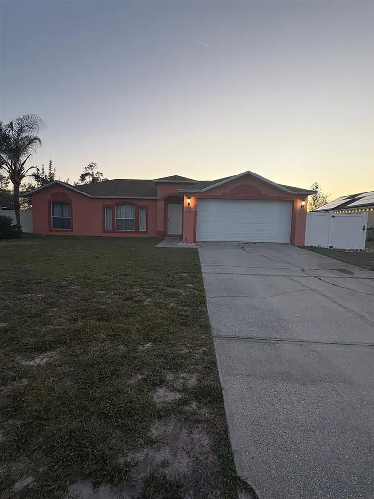 2436 Courtland Boulevard Deltona FL 32738