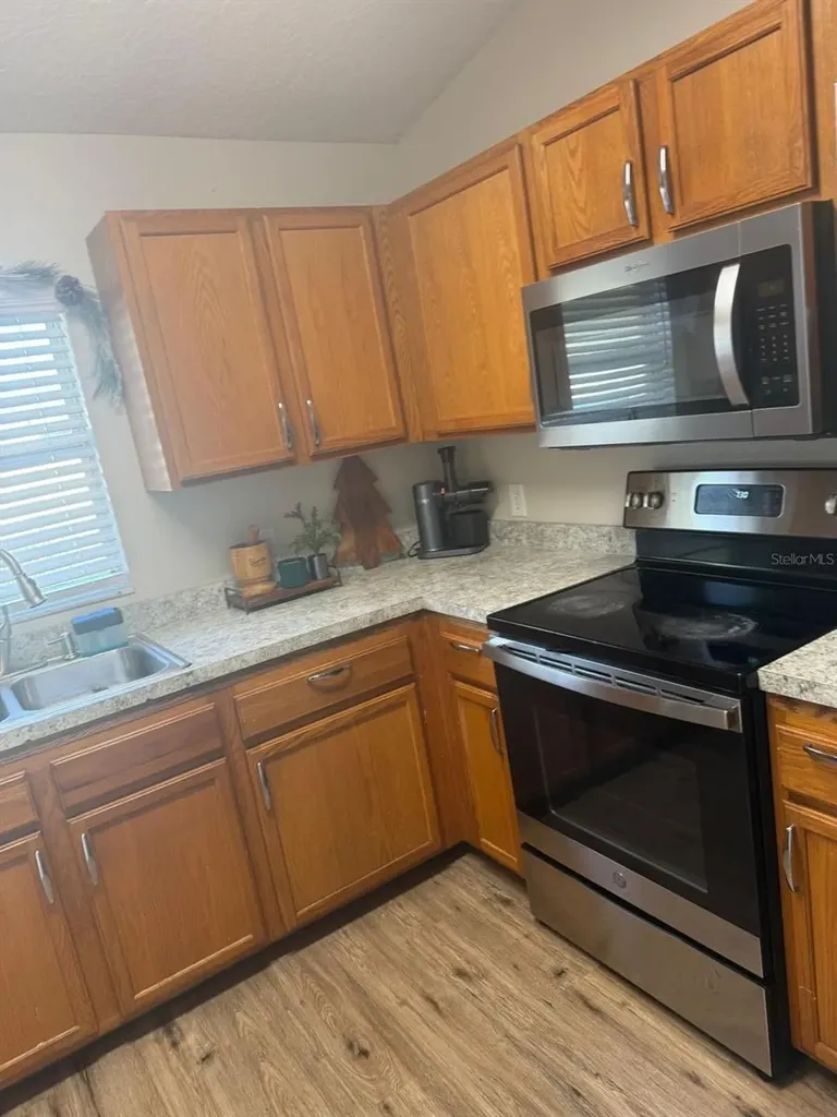 2436 Courtland Boulevard Deltona FL 32738
