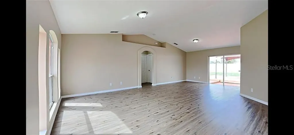 2436 Courtland Boulevard Deltona FL 32738