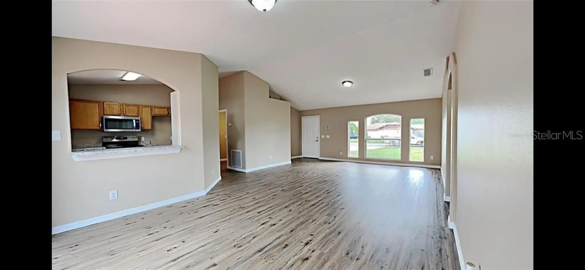 2436 Courtland Boulevard Deltona FL 32738
