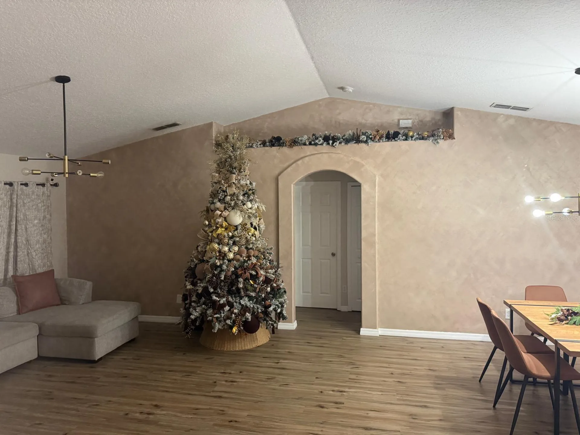 2436 Courtland Boulevard Deltona FL 32738