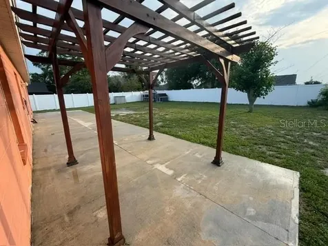 2436 Courtland Boulevard Deltona FL 32738