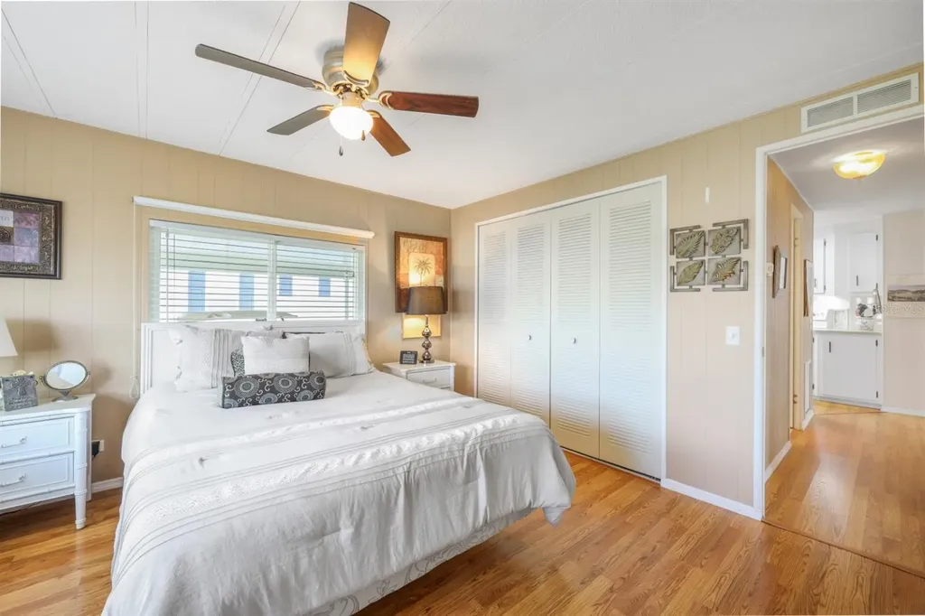 2100 Kings Highway Port Charlotte FL 33980