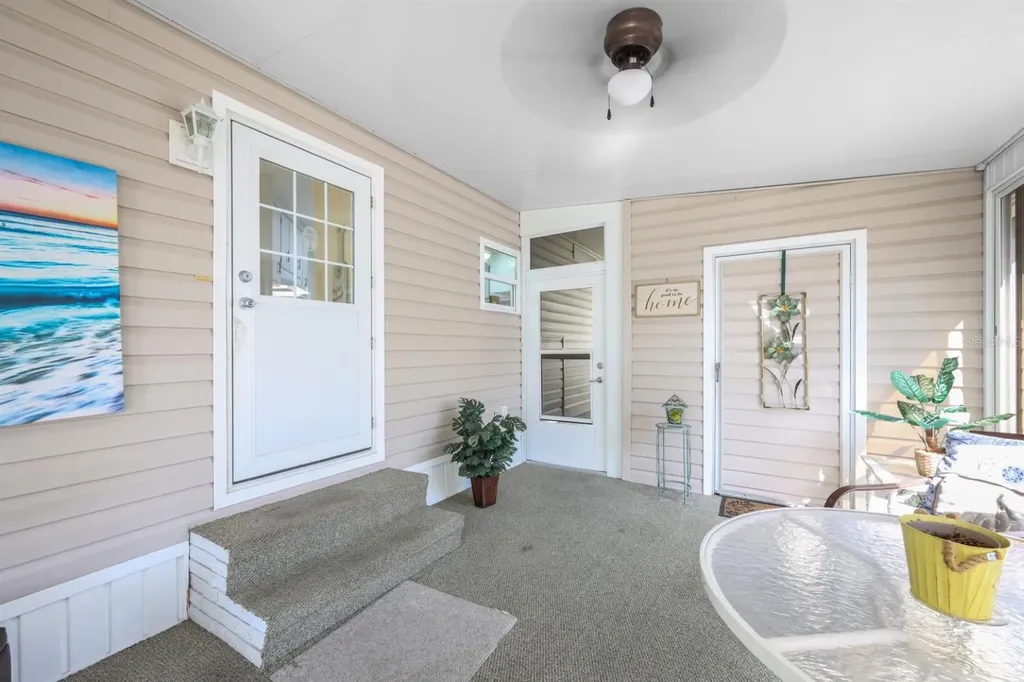 2100 Kings Highway Port Charlotte FL 33980