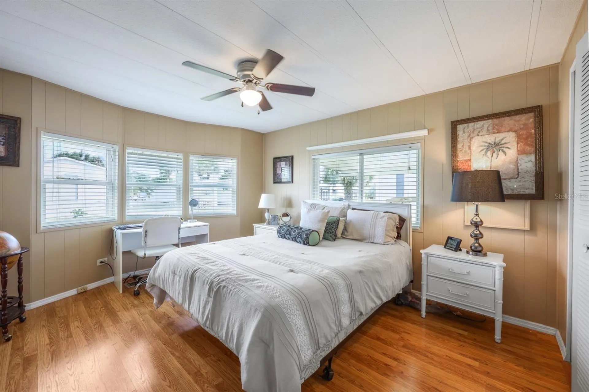 2100 Kings Highway Port Charlotte FL 33980