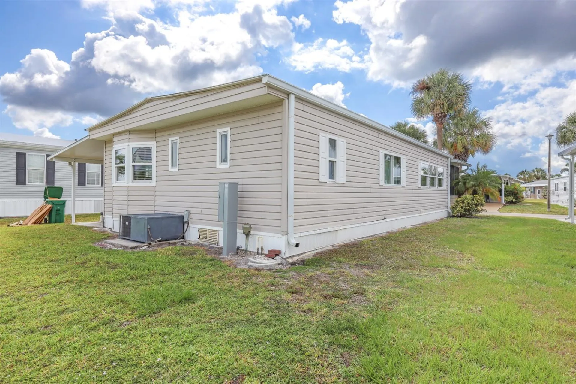 2100 Kings Highway Port Charlotte FL 33980