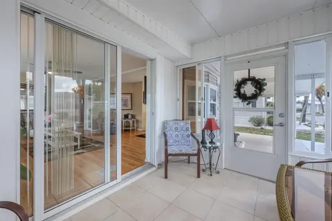 2100 Kings Highway Port Charlotte FL 33980
