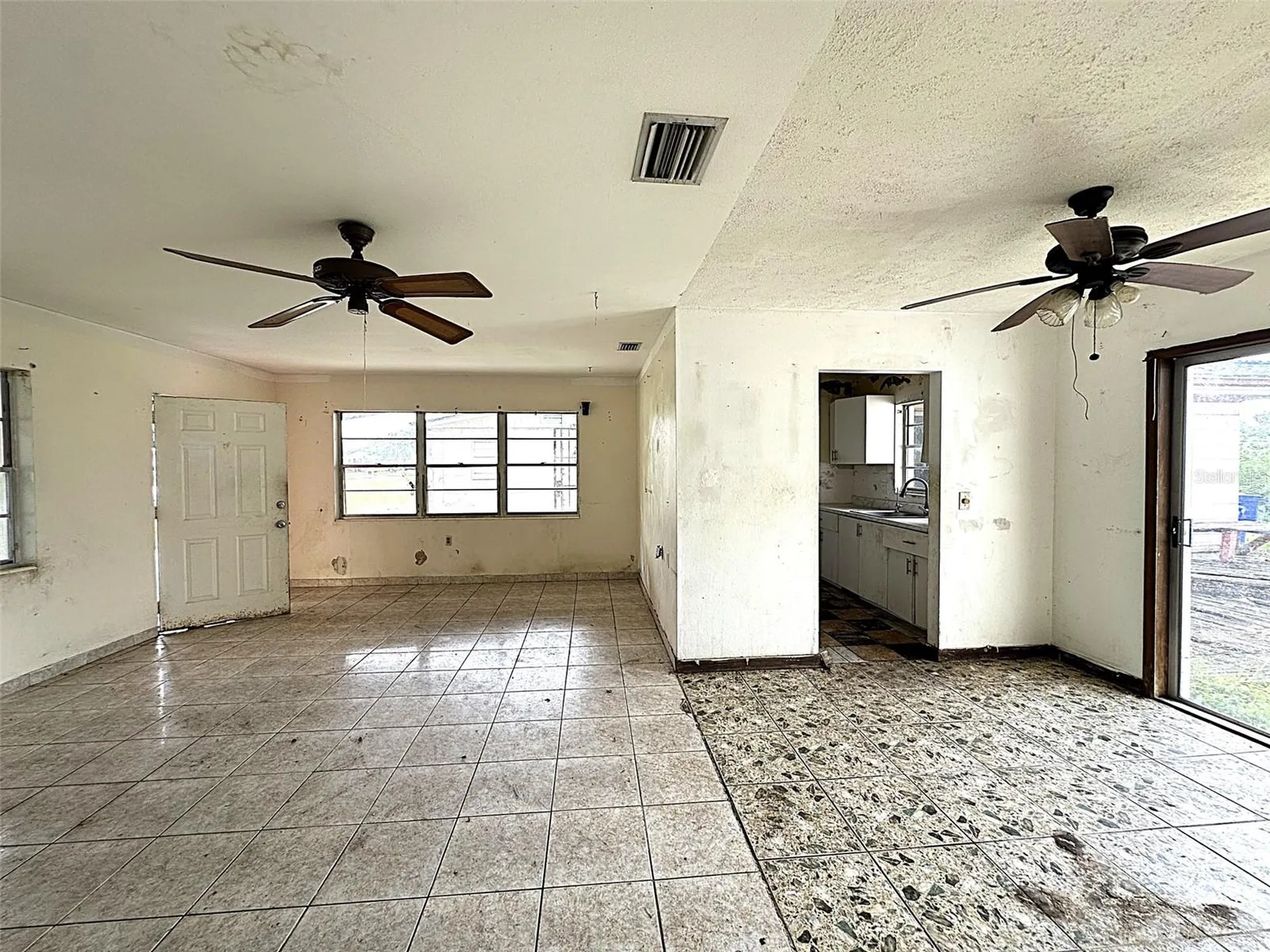 2722 W Oak Street Kissimmee FL 34741