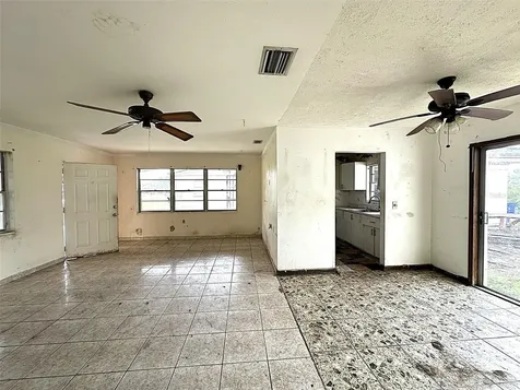 2722 W Oak Street Kissimmee FL 34741