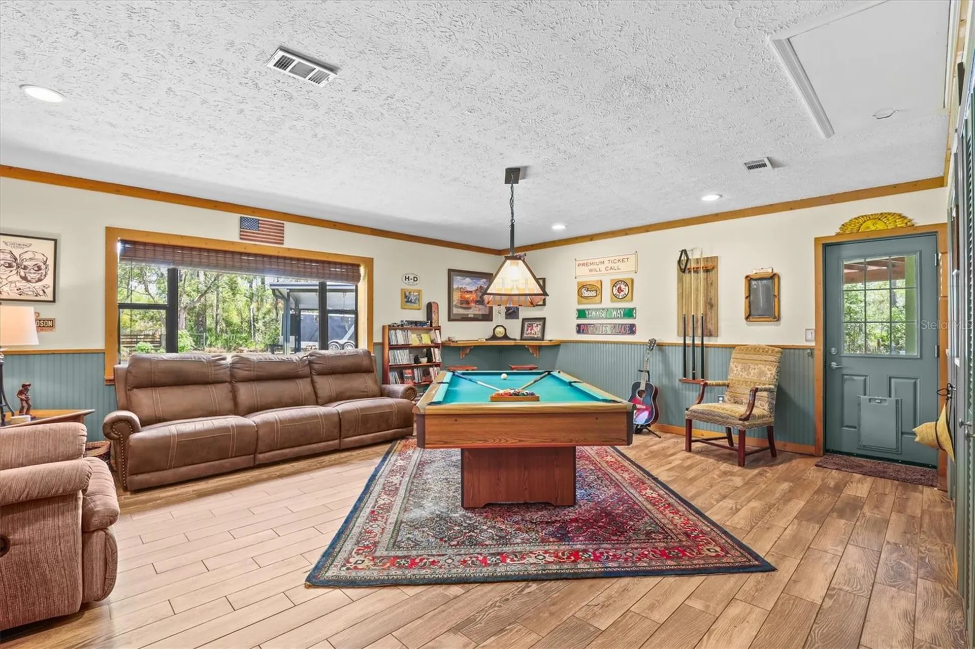 9032 Birmingham Avenue Weeki Wachee FL 34613