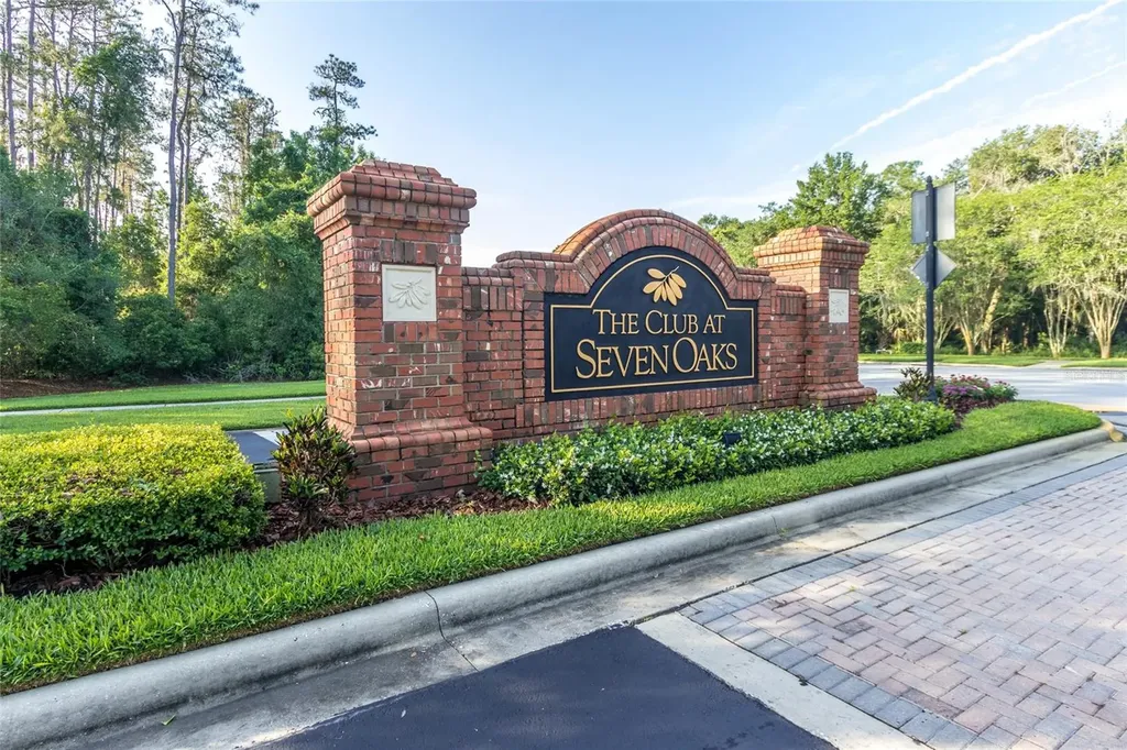 3320 Grassglen Place Wesley Chapel FL 33544