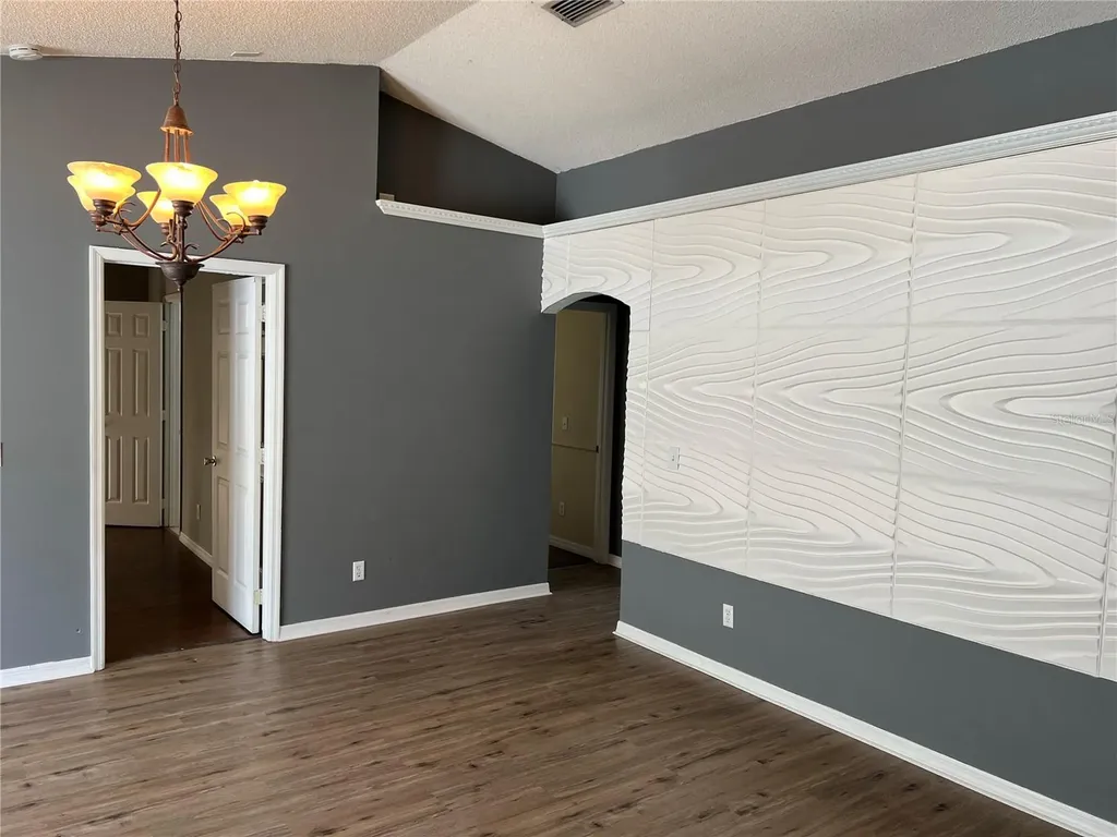 8824 Valencia Oaks Court Orlando FL 32825