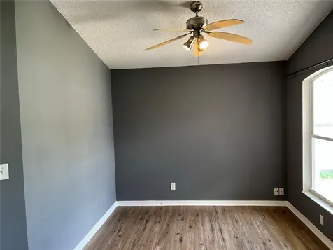 8824 Valencia Oaks Court Orlando FL 32825