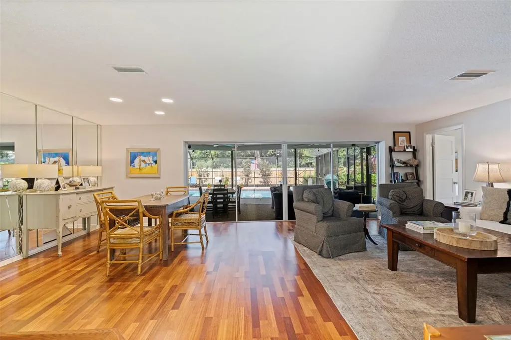 747 Sabal Court S St Petersburg FL 33705