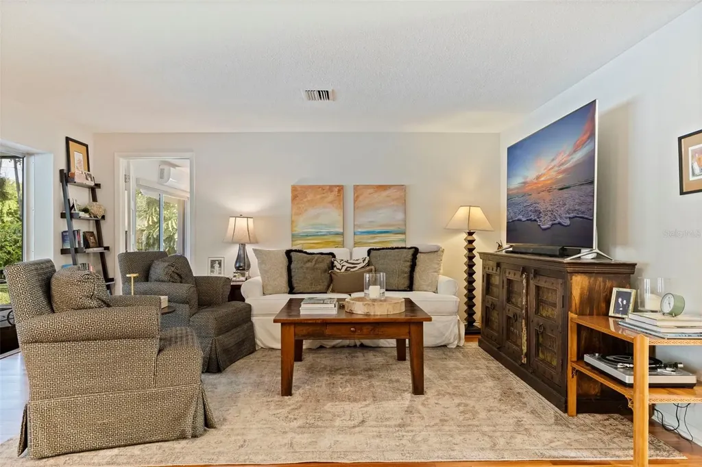 747 Sabal Court S St Petersburg FL 33705