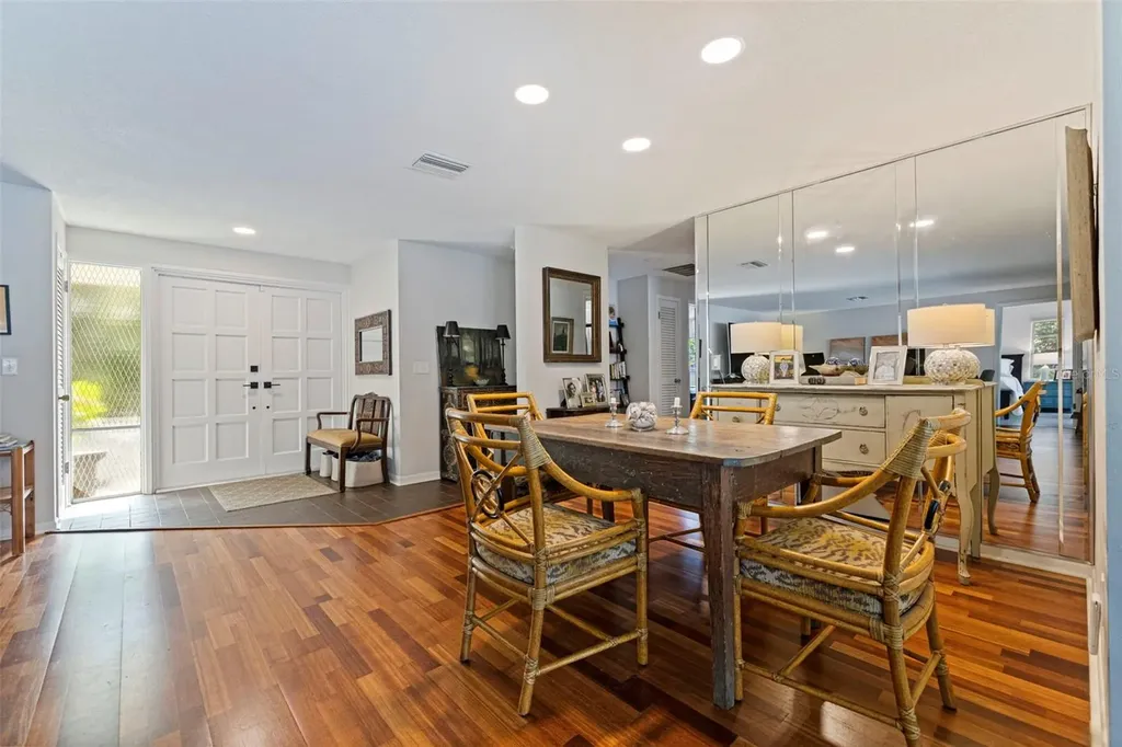 747 Sabal Court S St Petersburg FL 33705
