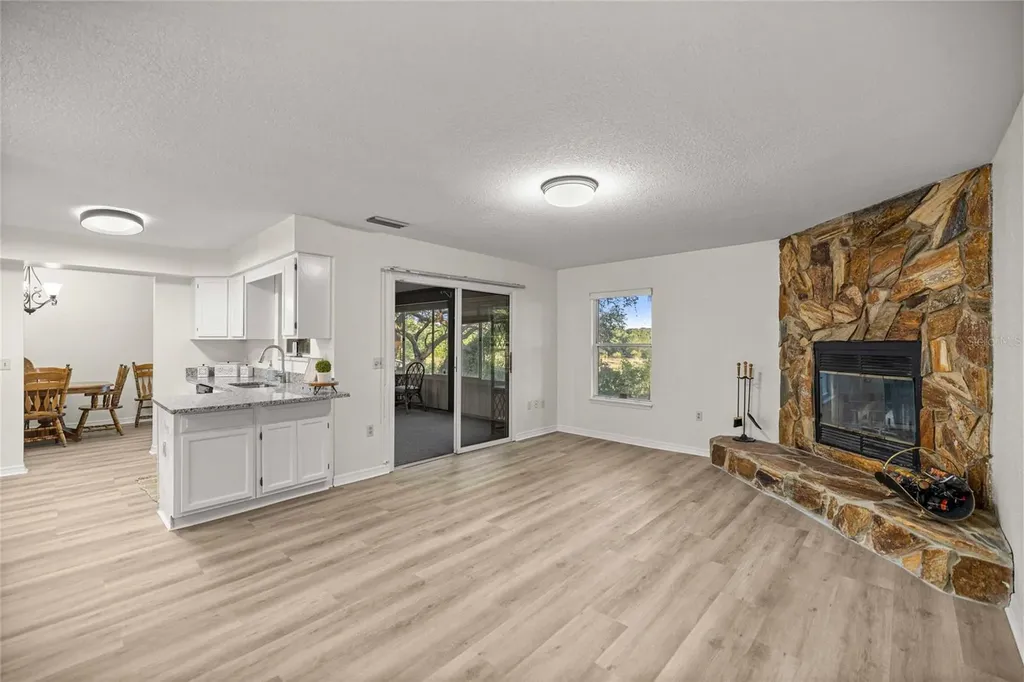 16789 SE 69th Lane Ocklawaha FL 32179