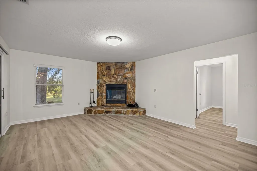 16789 SE 69th Lane Ocklawaha FL 32179