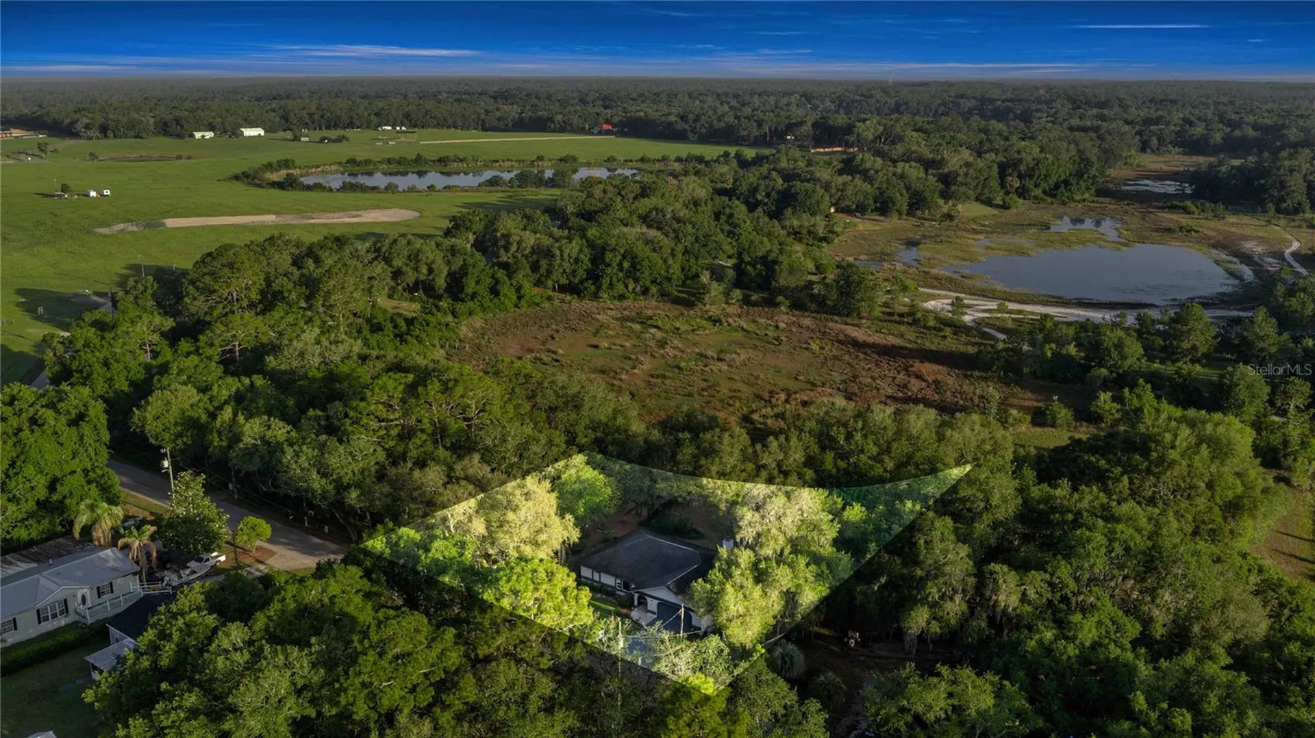 16789 SE 69th Lane Ocklawaha FL 32179