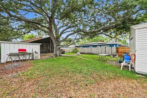 5560 76th Avenue N Pinellas Park FL 33781
