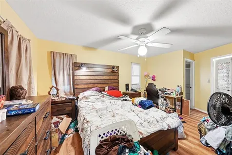 5560 76th Avenue N Pinellas Park FL 33781
