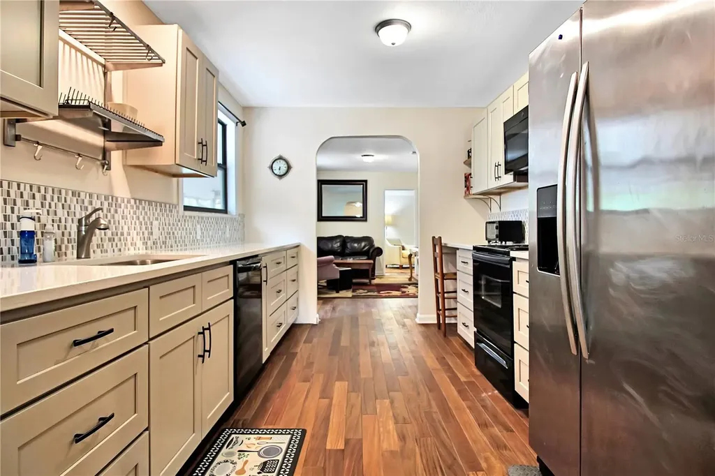 120 Chesney Boulevard Frostproof FL 33843