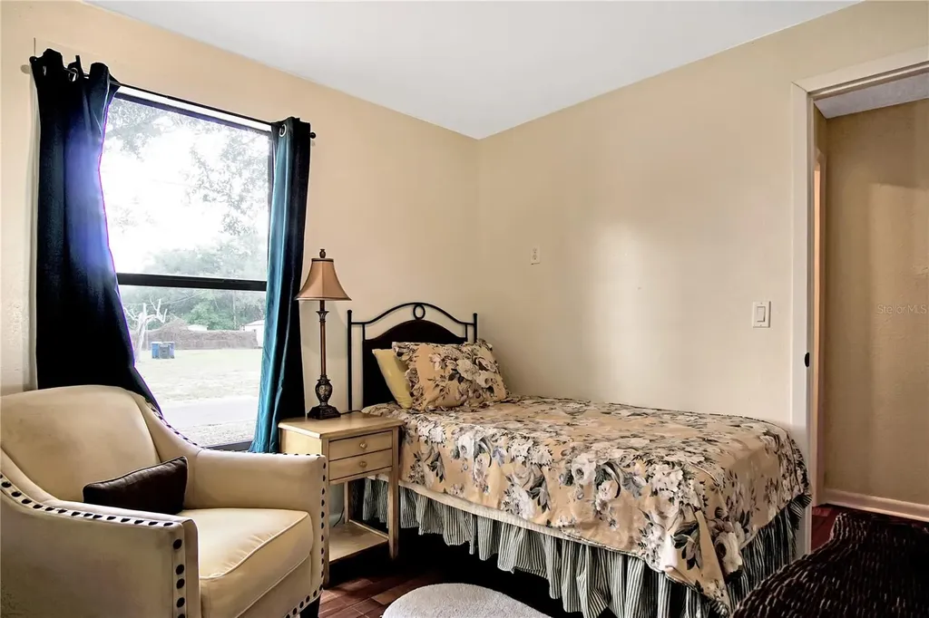 120 Chesney Boulevard Frostproof FL 33843