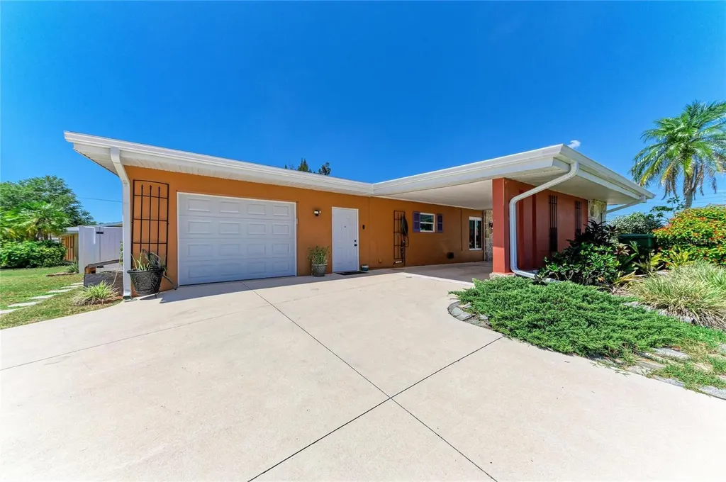 2486 Conway Boulevard Port Charlotte FL 33952
