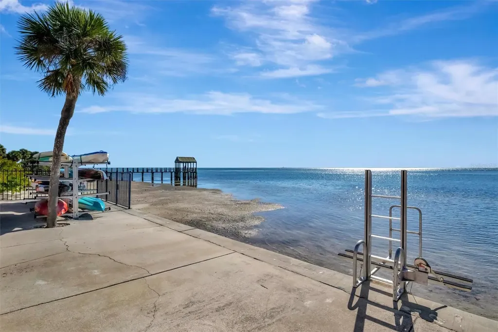 650 Pinellas Point Drive S St Petersburg FL 33705