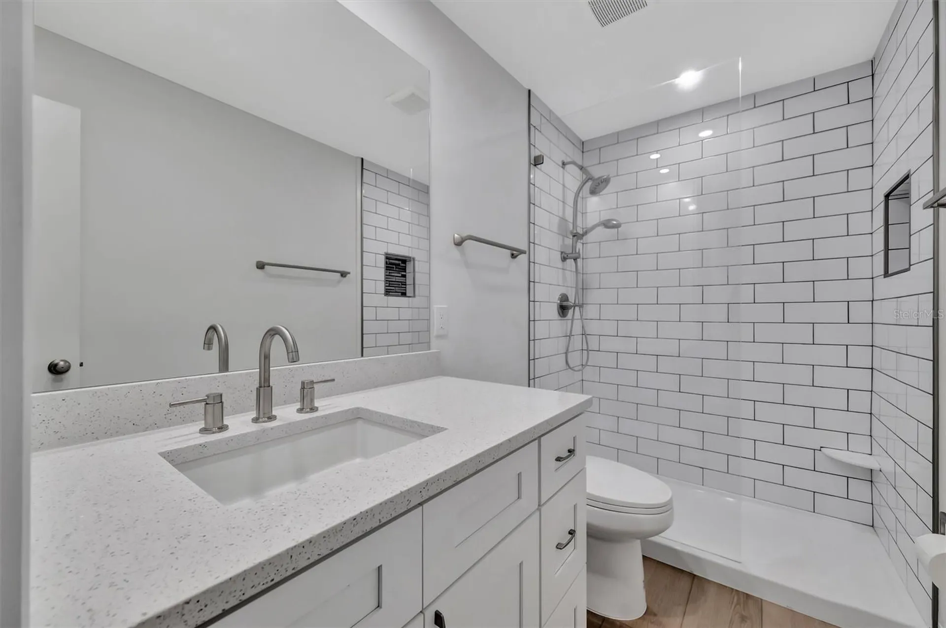 650 Pinellas Point Drive S St Petersburg FL 33705