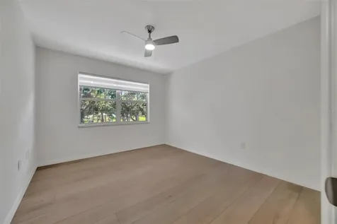 650 Pinellas Point Drive S St Petersburg FL 33705