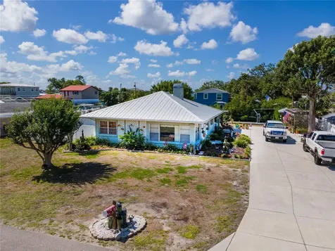 4517 8th Street Court E Ellenton FL 34222