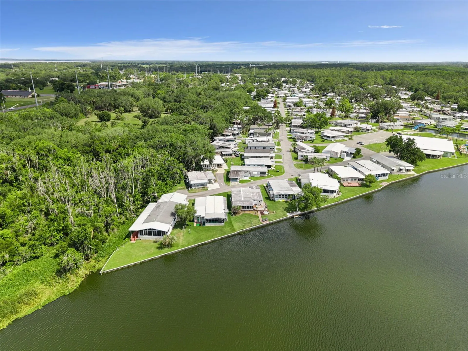 13 Cocos Plumosa Drive Eustis FL 32726