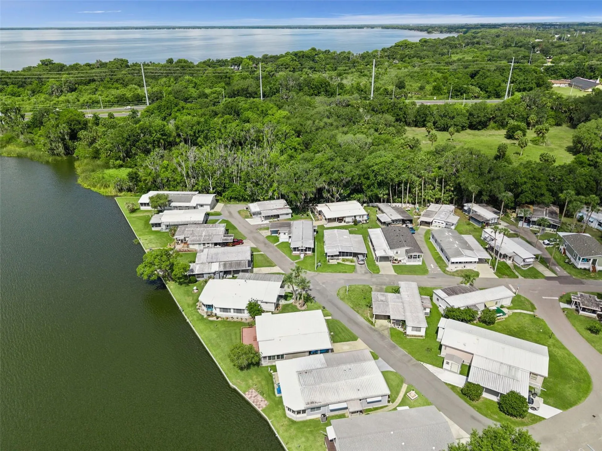13 Cocos Plumosa Drive Eustis FL 32726