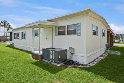 13 Cocos Plumosa Drive Eustis FL 32726