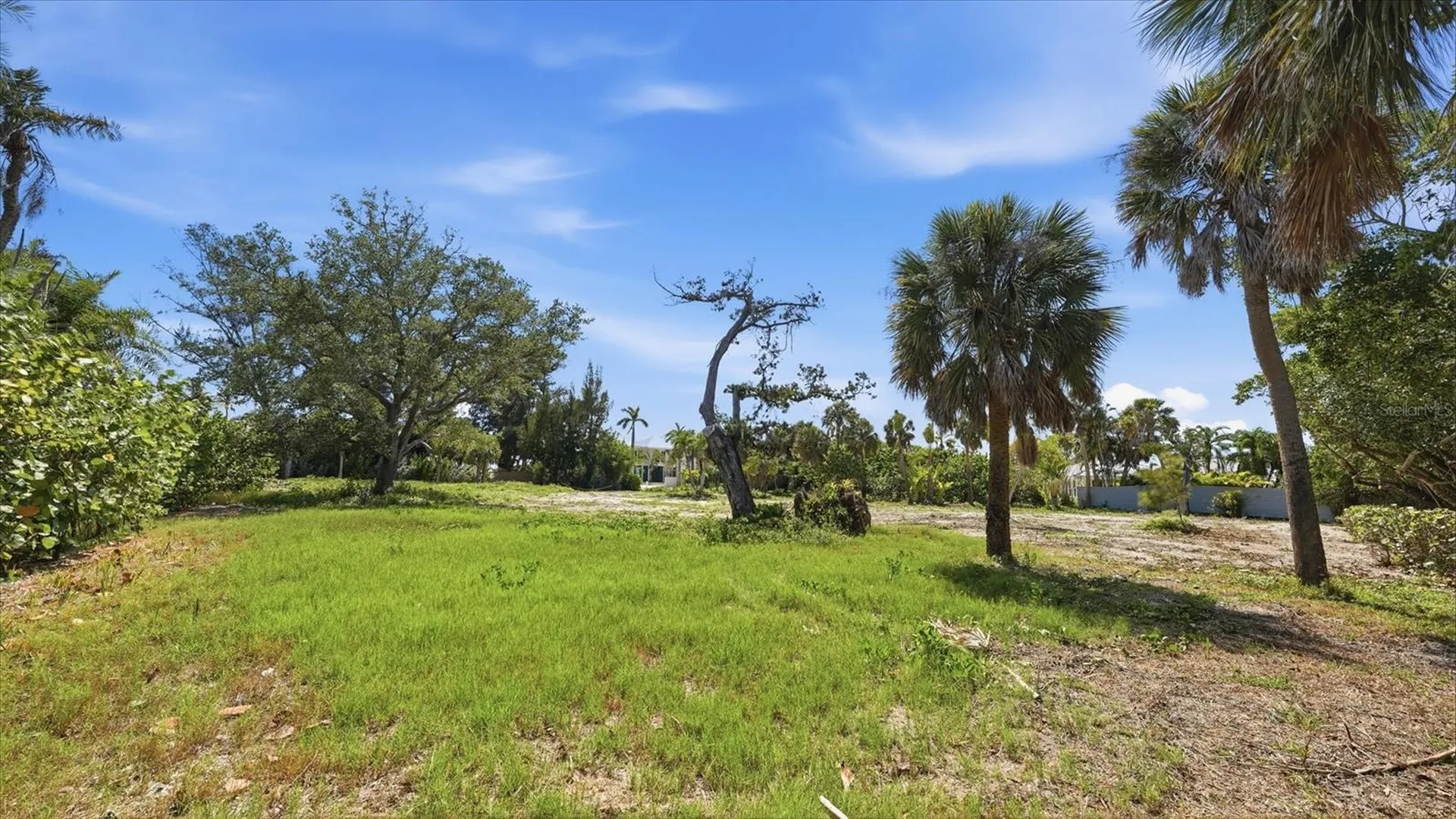 7723 Sanderling Road Sarasota FL 34242