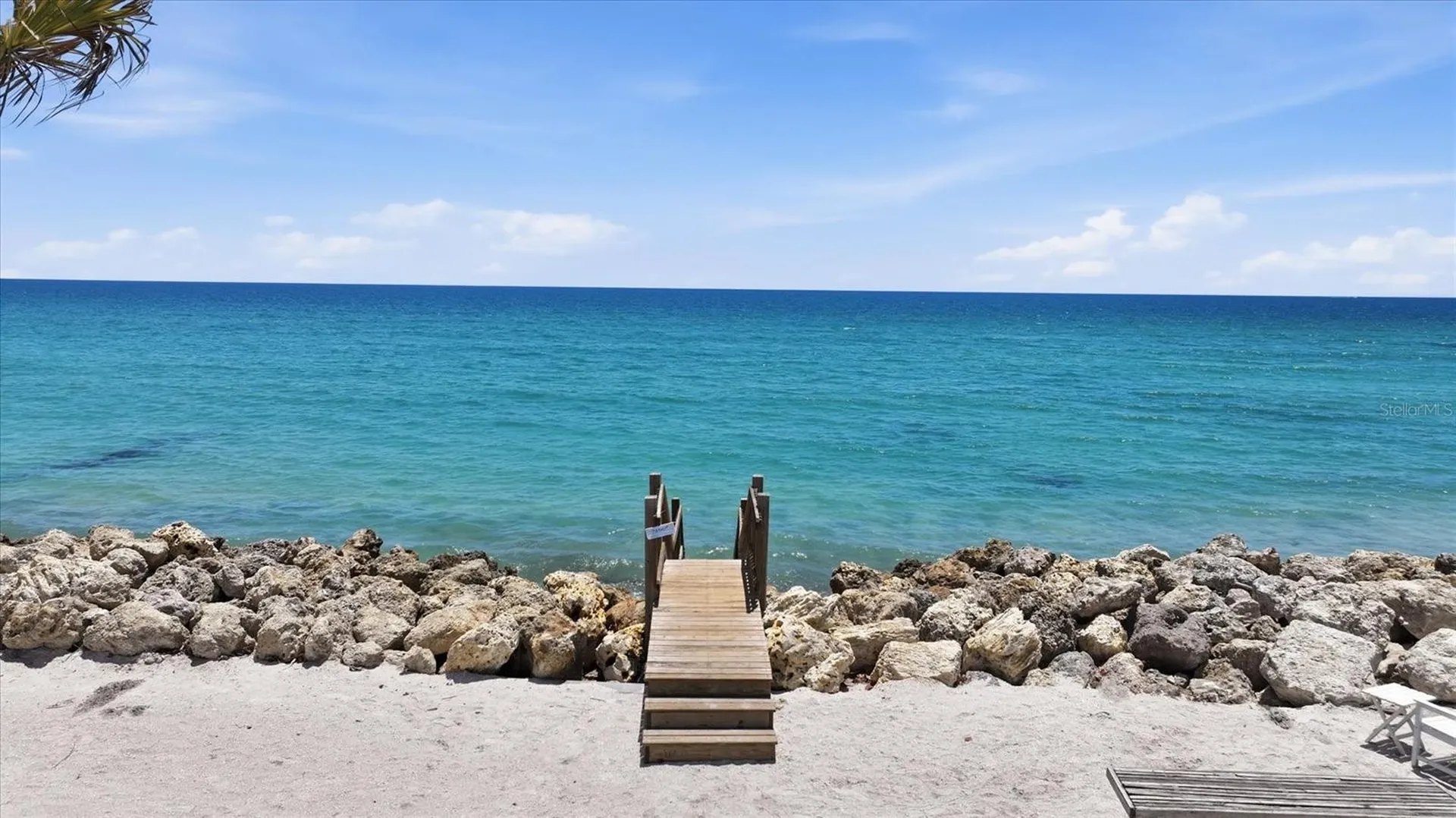 7723 Sanderling Road Sarasota FL 34242