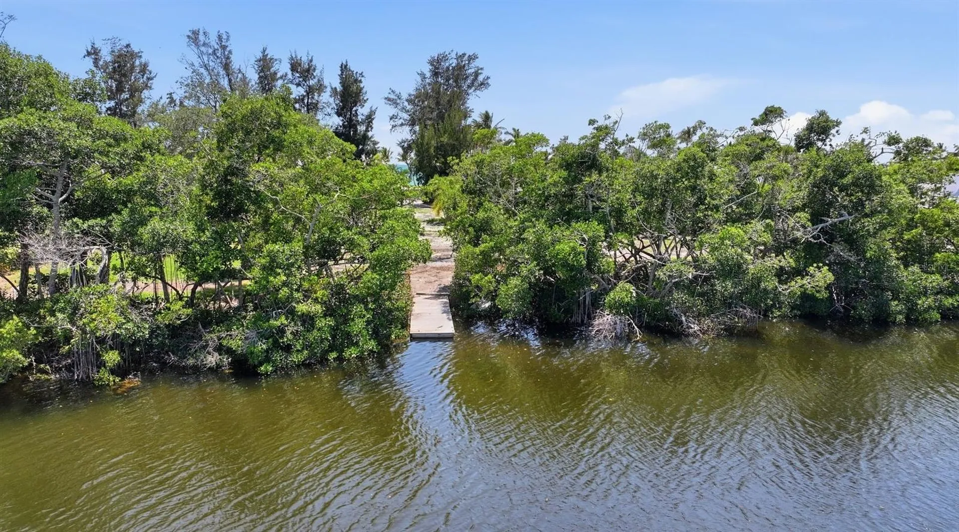 7723 Sanderling Road Sarasota FL 34242