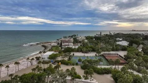 7723 Sanderling Road Sarasota FL 34242